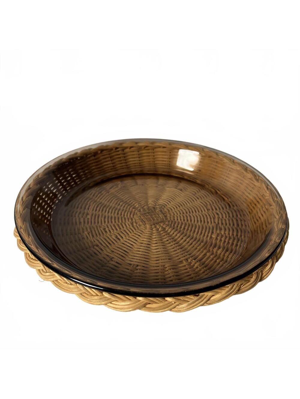 Vintage Pyrex 209 Amber Brown Glass Pie Dish with Woven Wicker Basket 9"
